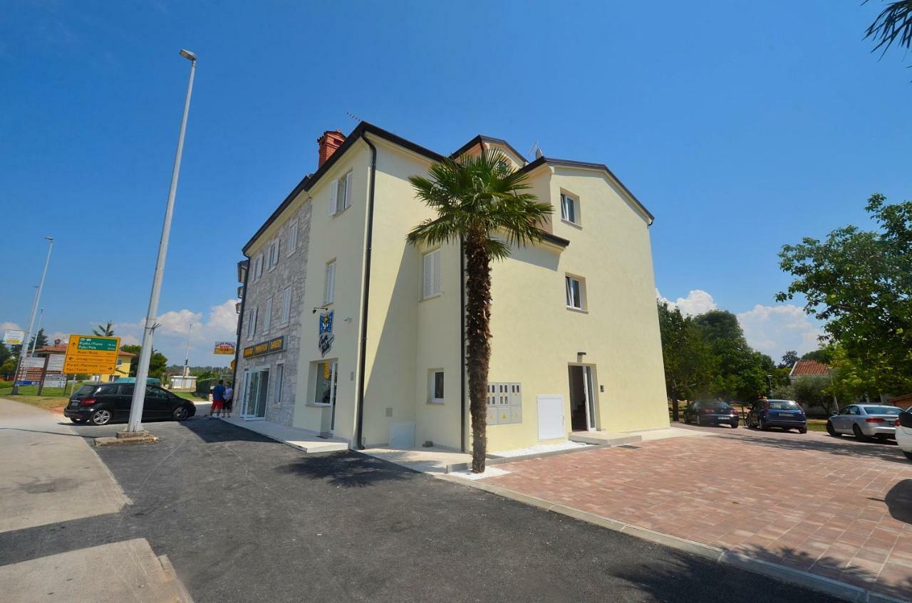 Stella Apartments Novigrad  Exterior photo